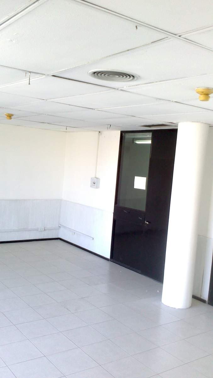 Venta OFICINA Edif. Los Angeles en B° Centro, calle colon esquina Rivera Indarte - Imagen 1