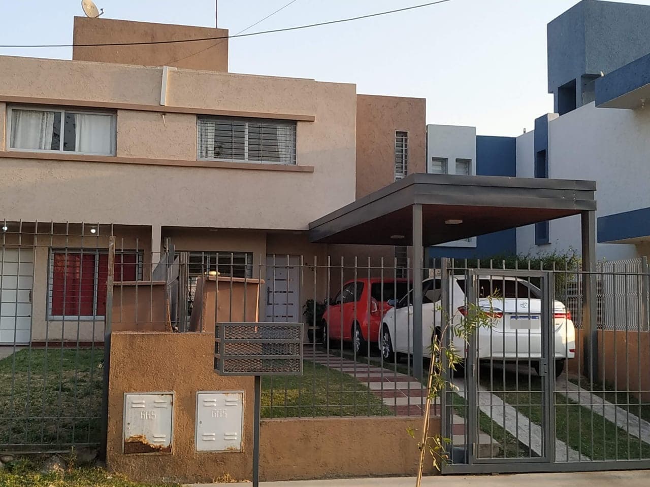 Venta CASA en Housing Colonia Anita, Arguello - Imagen 1