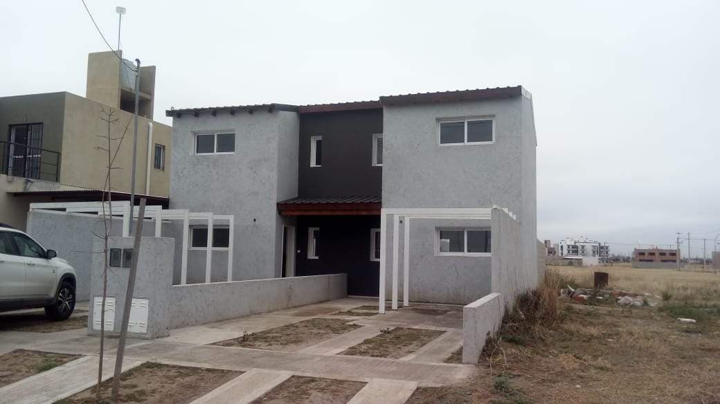 Venta DUPLEX Barrio Valle Cercano - Imagen 1
