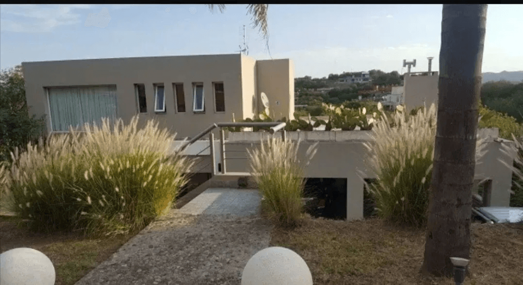 Venta CASA en Country Q2, Mendiolaza ID: 3832 - Imagen 1